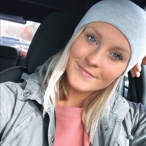 Meet your Posher, Sierra